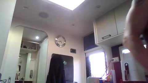 hooliganism33 online show from 09-19-25, 07:10