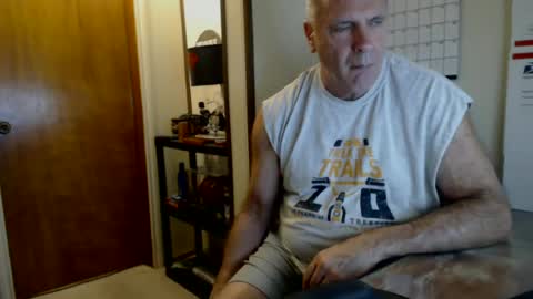 Snapshot of hoosierdadddy4u chatting on 06-28-26, 12:00 Jayson online show from 06-28-26, 12:00