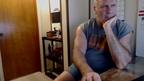 Snapshot of hoosierdadddy4u chatting on 07-12-26, 06:21 Jayson online show from 07-12-26, 06:21