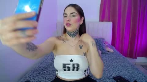 Snapshot of hoot_alicee chatting on 06-05-26, 11:32 ONLYFANS online show from 06-05-26, 11:32