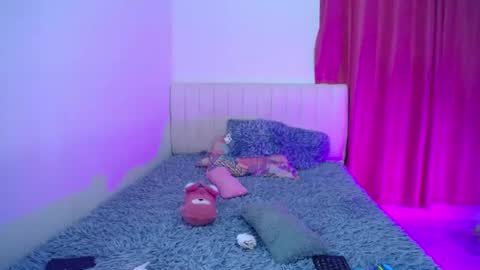 Snapshot of hoot_alicee chatting on 07-19-26, 09:07 ONLYFANS online show from 07-19-26, 09:07