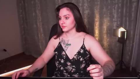 Snapshot of hoot_owl_cb chatting on 03-14-26, 09:37 Karina online show from 03-14-26, 09:37