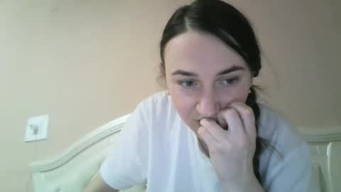 hootloove69 online show from 01-11-26, 03:39