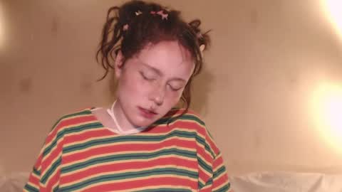 Snapshot of horndemonroxy chatting on 05-22-26, 07:52 Roxy online show from 05-22-26, 07:52