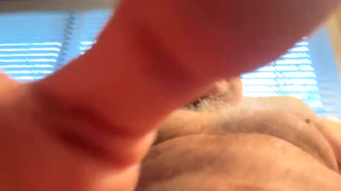 Snapshot of hornieecum chatting on 12-28-24, 01:17 hornieecum online show from 12-28-24, 01:17