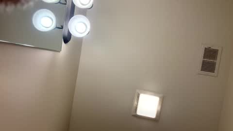 Snapshot of hornieecum chatting on 03-10-25, 10:15 hornieecum online show from 03-10-25, 10:15