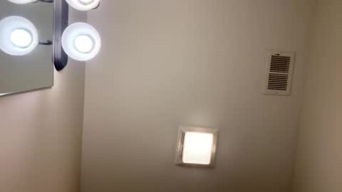 Snapshot of hornieecum chatting on 12-22-25, 11:07 hornieecum online show from 12-22-25, 11:07