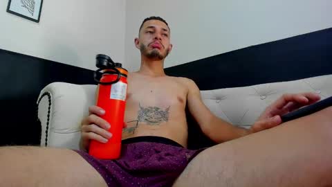 Angel online show from 02-05-25, 01:47