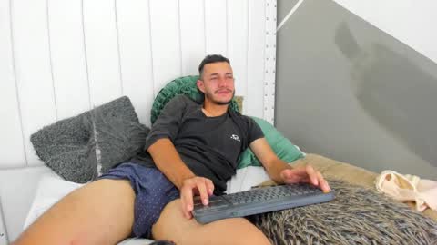 Angel online show from 03-08-25, 01:50