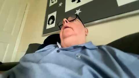 Snapshot of horny_147 chatting on 03-08-26, 08:40 Cum suck Me off online show from 03-08-26, 08:40