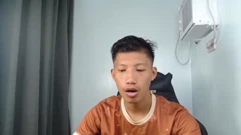 Snapshot of horny_asianmoreno chatting on 10-07-25, 06:54 ROGER online show from 10-07-25, 06:54