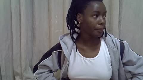 Leila online show from 02-06-26, 05:38