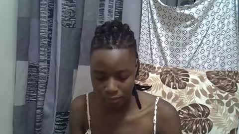 Leila online show from 02-19-26, 10:28