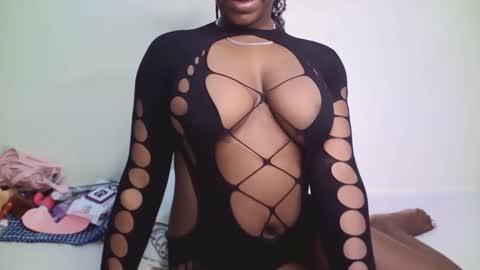 cutiey online show from 04-15-26, 10:22