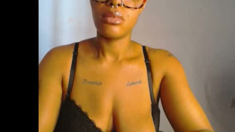 horny_ebonygirl_ online show from 02-06-26, 01:58