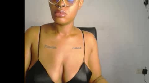 horny_ebonygirl_ online show from 02-08-26, 04:49