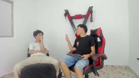 Enyer and Sebastian online show from 10-14-25, 06:31