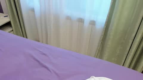 Snapshot of horny_mommy43 chatting on 05-16-26, 04:09 Olivia online show from 05-16-26, 04:09
