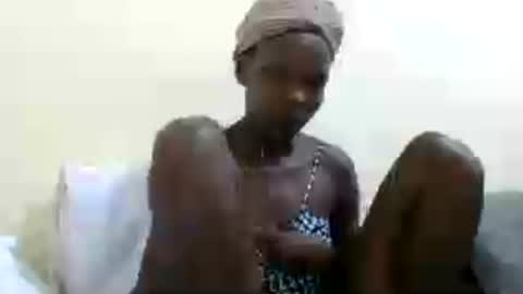 Snapshot of horny_mummie chatting on 06-26-26, 05:23 andalia online show from 06-26-26, 05:23