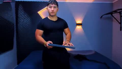 horny_nick18 online show from 03-11-26, 11:05