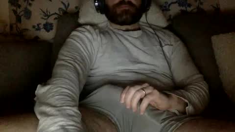 horny_thick_cock online show from 01-19-25, 08:07