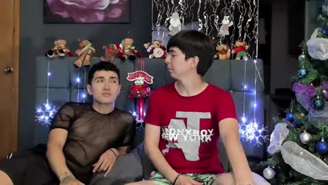 Alex and Camilo online show from 12-09-24, 09:37