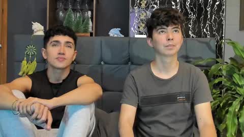 Alex and Camilo online show from 02-10-25, 09:58