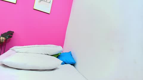 Khloe  online show from 01-09-25, 03:34