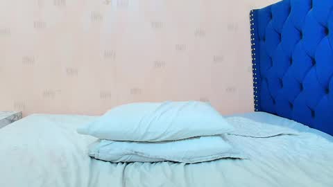 Khloe  online show from 03-02-25, 03:48