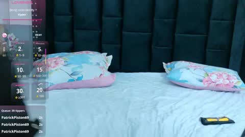 Khloe  online show from 02-08-26, 07:39