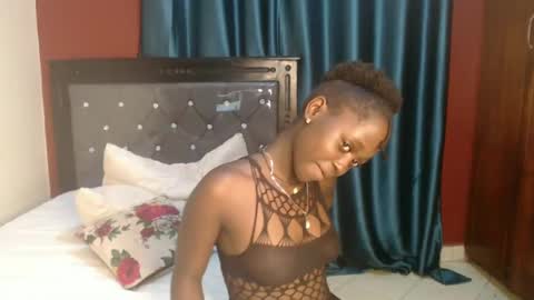 Bella online show from 12-12-24, 11:36