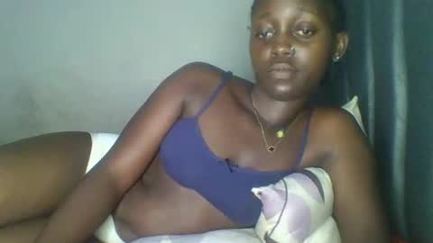Snapshot of hornybella84 chatting on 04-23-26, 07:09 Bella online show from 04-23-26, 07:09