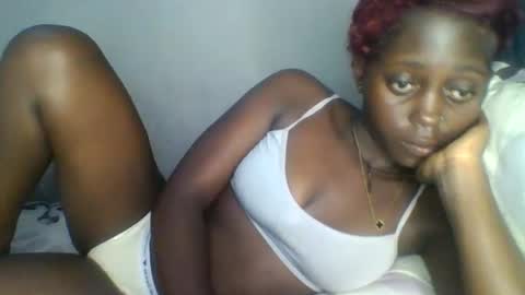 Snapshot of hornybella84 chatting on 04-28-26, 06:07 Bella online show from 04-28-26, 06:07