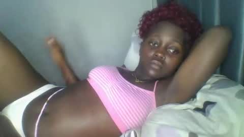 Snapshot of hornybella84 chatting on 05-02-26, 06:35 Bella online show from 05-02-26, 06:35
