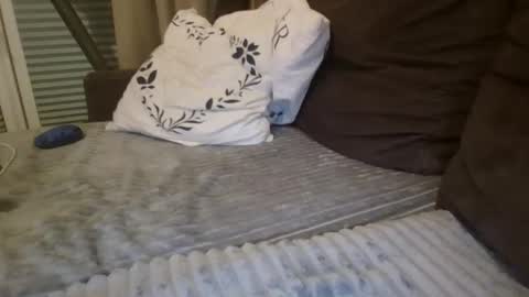 Snapshot of hornybisexcouple chatting on 09-20-25, 11:17 hornybisexcouple online show from 09-20-25, 11:17