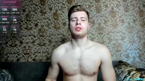 Snapshot of hornyblondieboyy chatting on 04-16-26, 08:04 Max online show from 04-16-26, 08:04