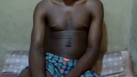 Snapshot of hornyboy9102003 chatting on 03-23-26, 09:24 hornyboy9102003 online show from 03-23-26, 09:24