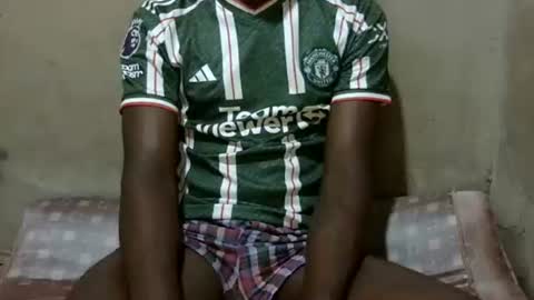 Snapshot of hornyboy9102003 chatting on 03-25-26, 01:44 hornyboy9102003 online show from 03-25-26, 01:44