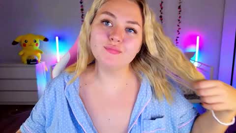 HornyCakee online show from 09-18-25, 10:17