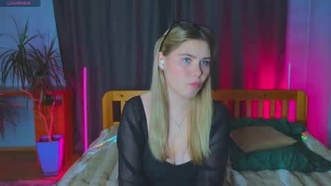 Jolly online show from 04-19-26, 02:05