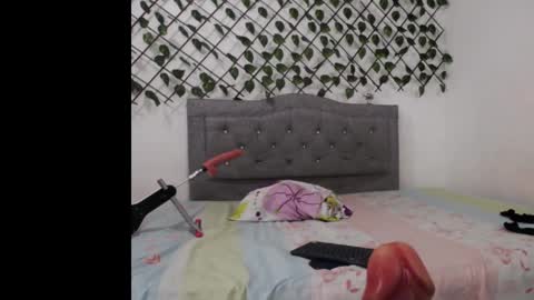 hornychill_ online show from 04-22-26, 12:39
