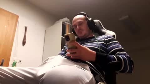 hornycock_1993 online show from 12-13-24, 07:32