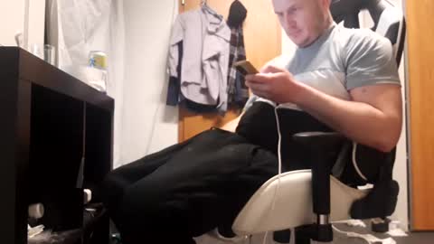 hornycock_1993 online show from 01-19-25, 12:49