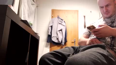 hornycock_1993 online show from 02-03-25, 04:35