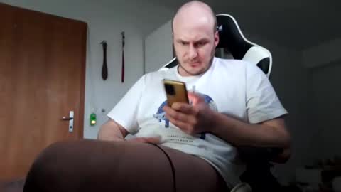 hornycock_1993 online show from 02-13-25, 03:46