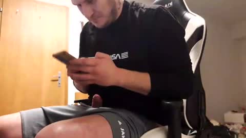 hornycock_1993 online show from 02-14-25, 12:51