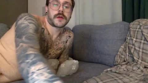 Snapshot of hornycouple0102 chatting on 04-02-26, 03:48 hornycouple0102 online show from 04-02-26, 03:48