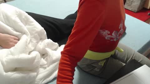 Snapshot of hornycouple21x chatting on 10-16-25, 09:27 HornyCouple89 online show from 10-16-25, 09:27