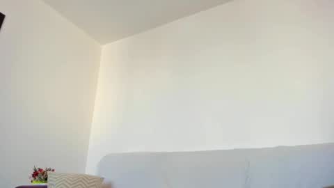 Snapshot of hornyemma_ chatting on 02-20-25, 09:22 Emma online show from 02-20-25, 09:22