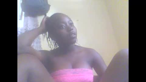 hornygal001 online show from 02-20-25, 06:06